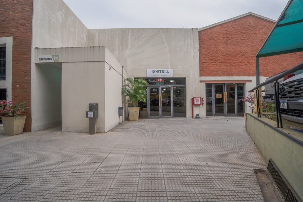 Alquilo local comercial para restaurante – complejo santos