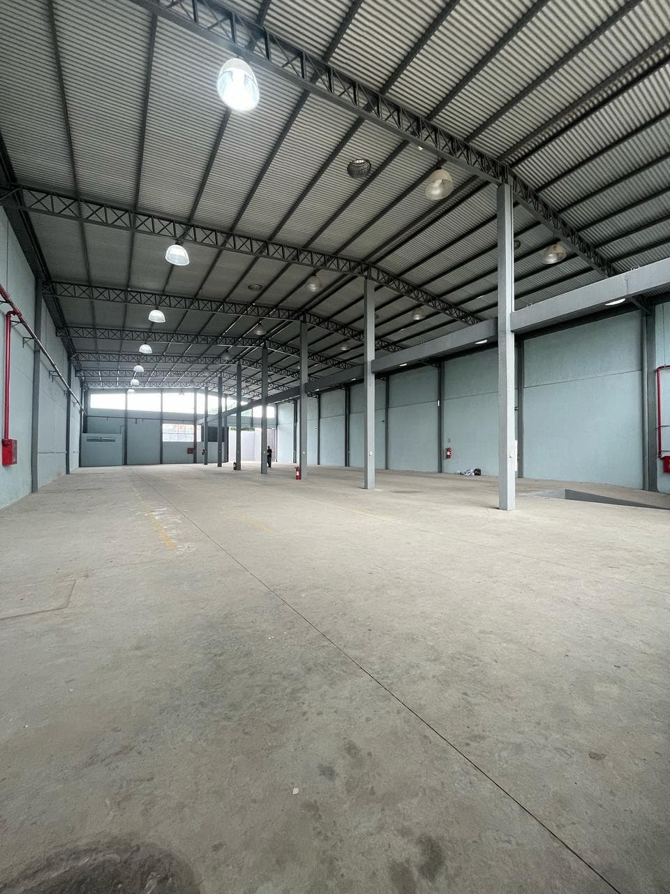 2 depósitos de más de 1000 m2 c/uno ZONA ARTIGAS, foto 4