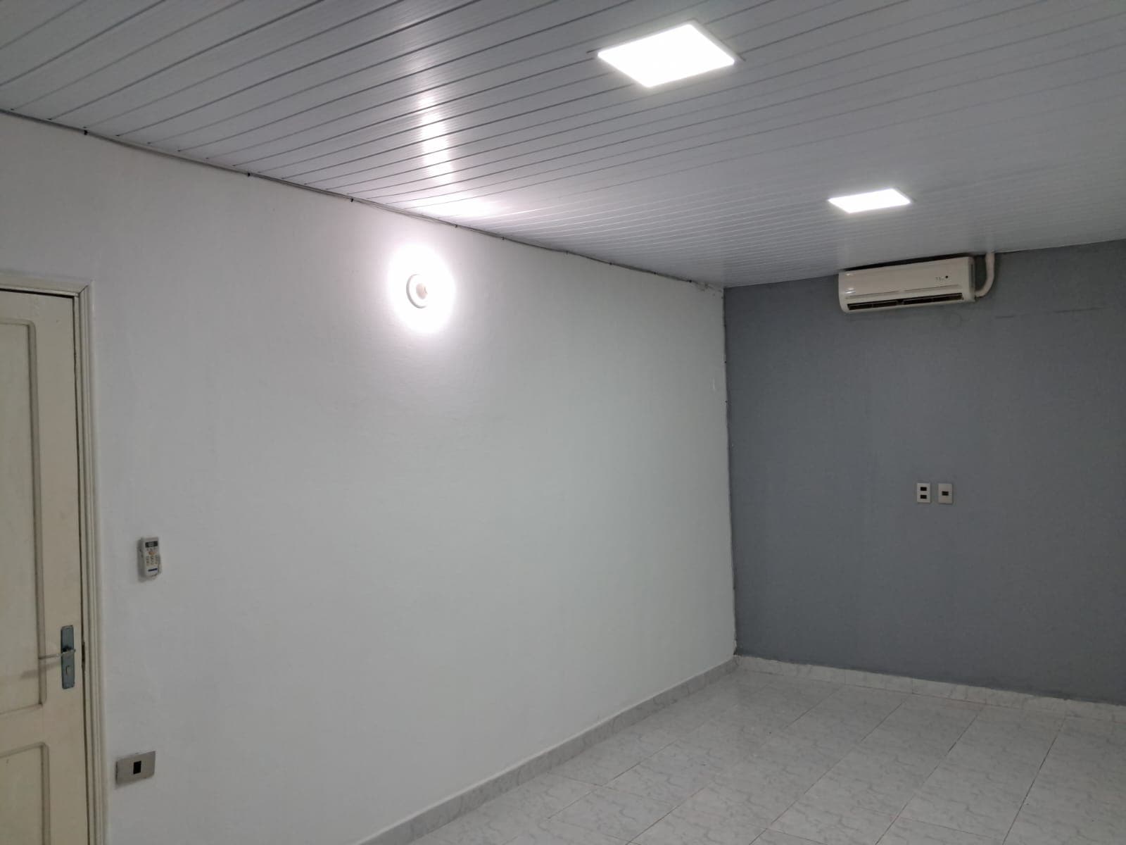 Showroom - Alquiler - Villa Elisa, Central, Paraguay, foto 5