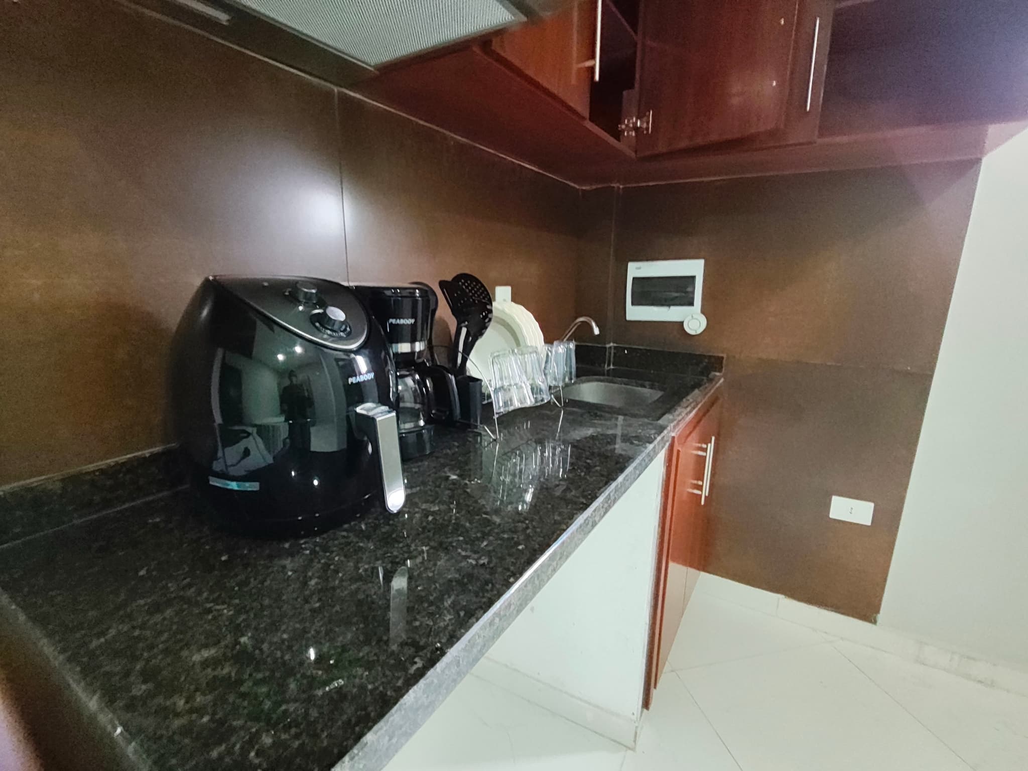 Monoambiente a estrenar! Totalmente amoblado en Lambaré — foto 2