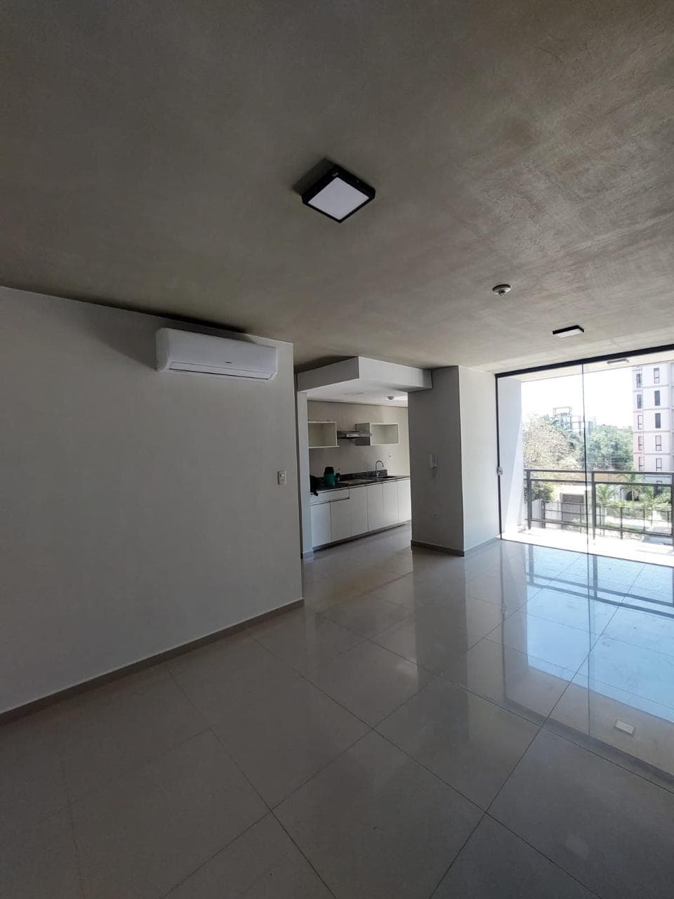 Alquilo departamento de 2 dormitorios zona cit