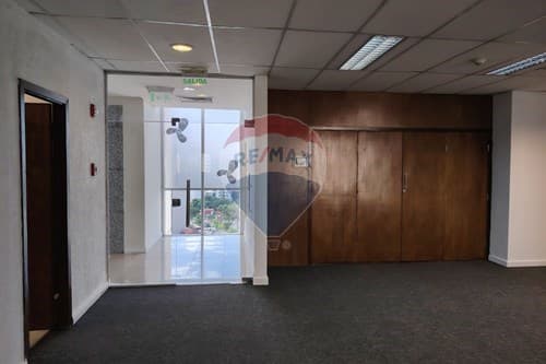 Oficina-Alquiler-PY Asunción Las Lomas (Carmelitas), foto 4