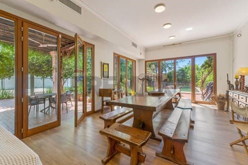 Casa de 6 habitaciones con Piscina, Cancha de Padel/ Básquet en Asunción, foto 3