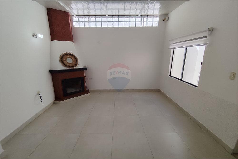 Casa - Venta - Luque, foto 3