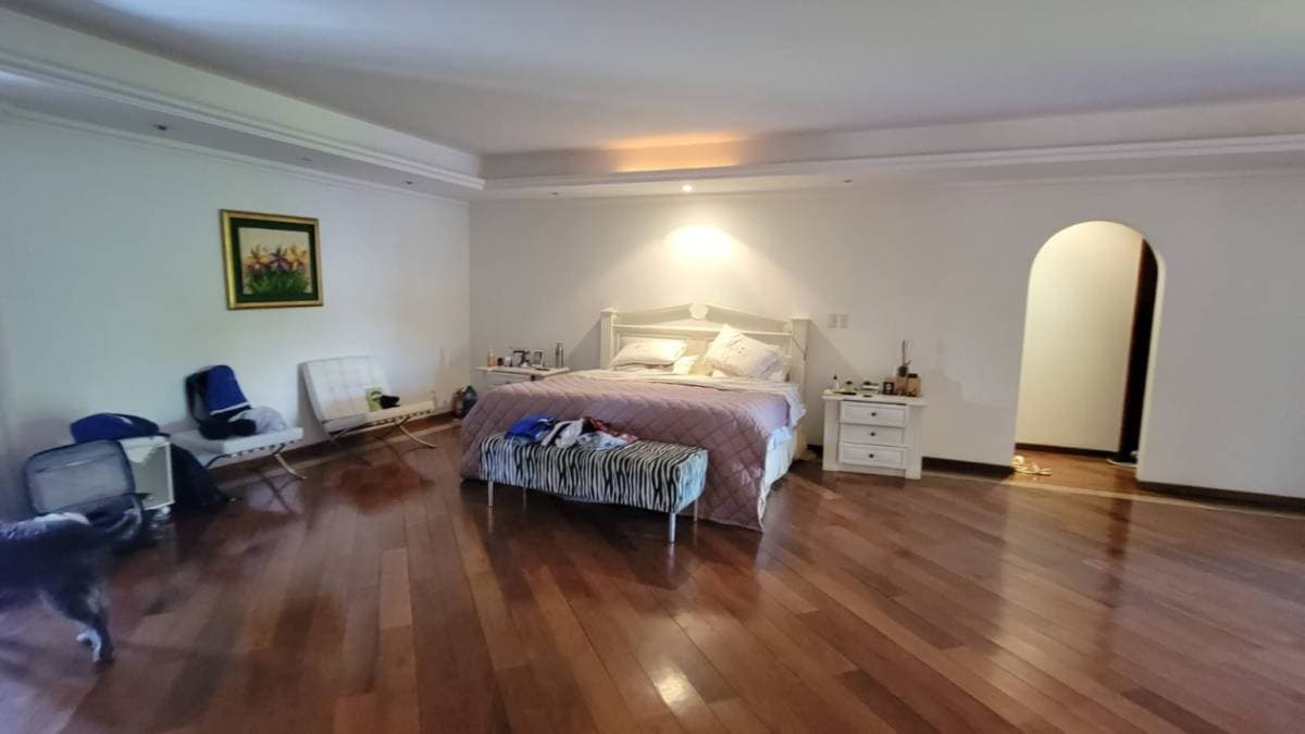 Hermosa y Espaciosa casa en esquina — foto 5