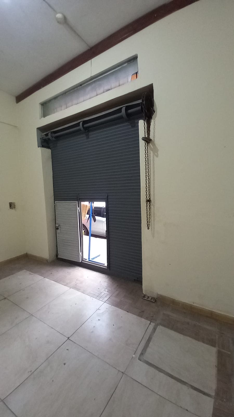 de Salon Comercial - Antequera e/ Azara y Cerro Cora — foto 5