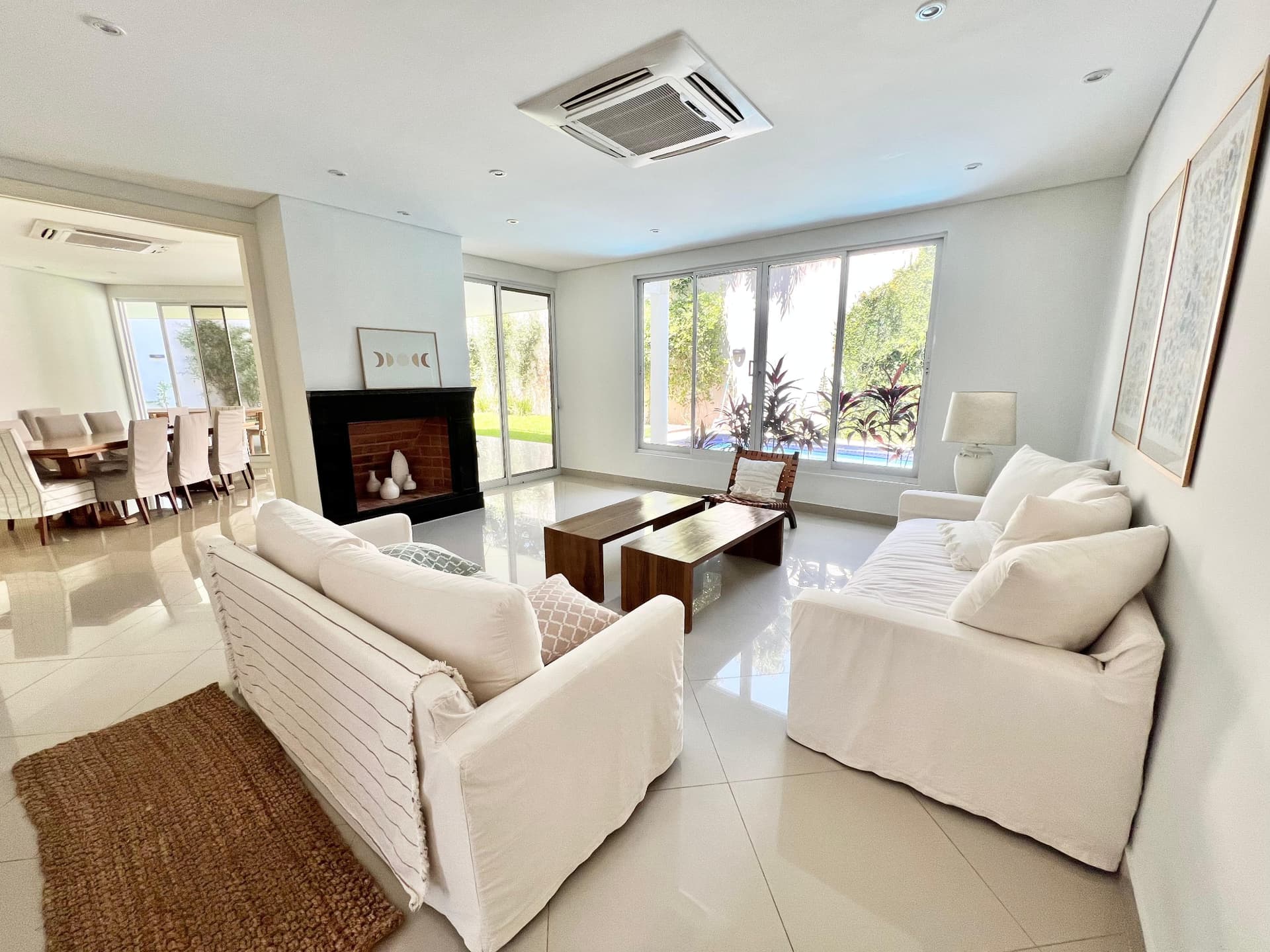 En Alquiler Hermosa Residencia en Exclusivo Condominio de Mburucuya, foto 3
