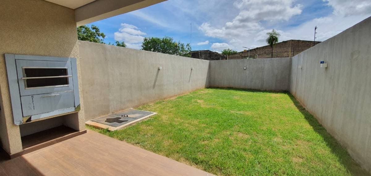 Duplex de 2 dormitorios en Luque, foto 5