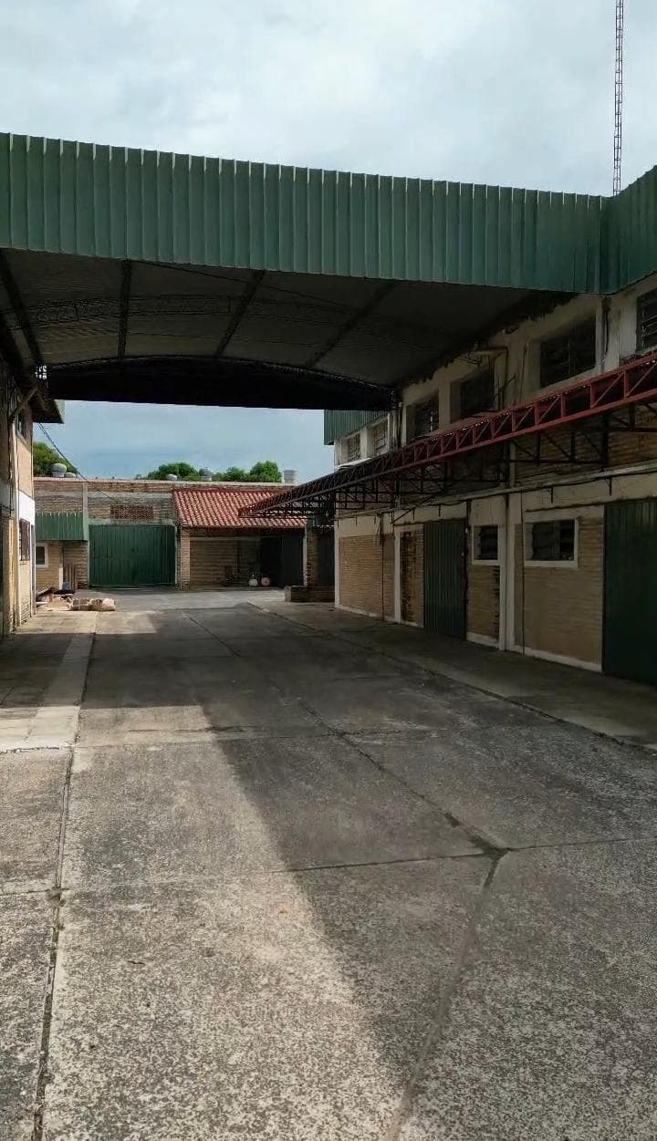 Industrial 3.555 mts2 - 15.000 usd — foto 4