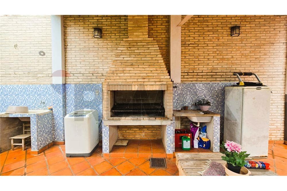 Casa - Alquiler - San Lorenzo, Paraguay, foto 4