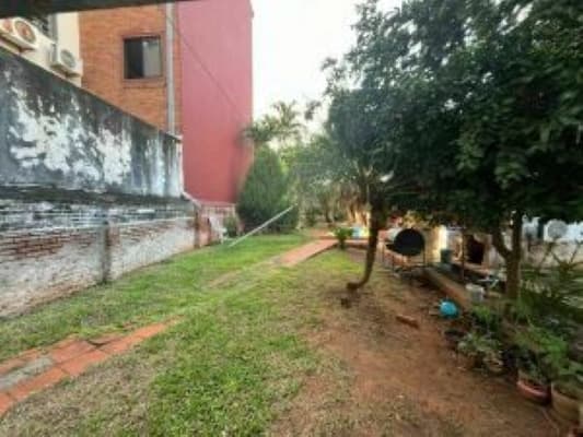 En venta, terreno en barrio Herrera