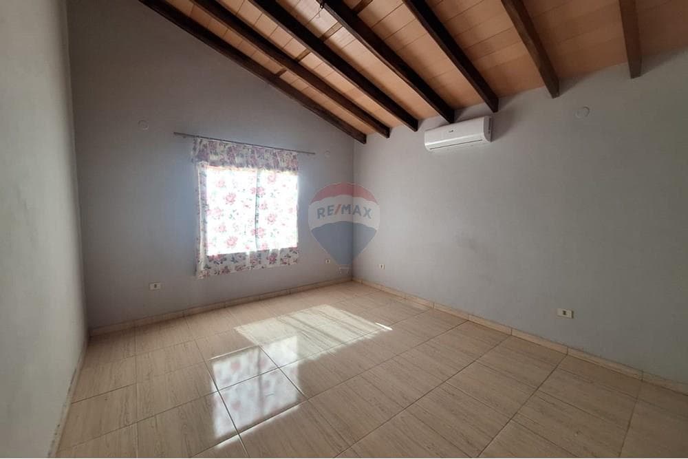 Casa - Venta - Ñemby, Paraguay, invierte en un hermoso hogar!, foto 3