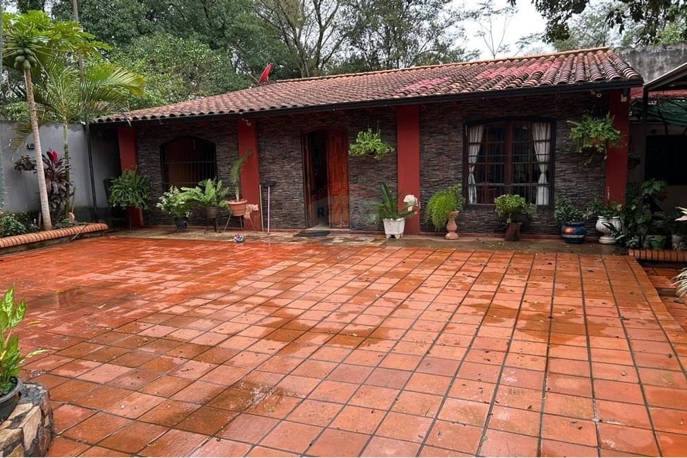 Casa en venta Ycua Dure - Luque, foto 3