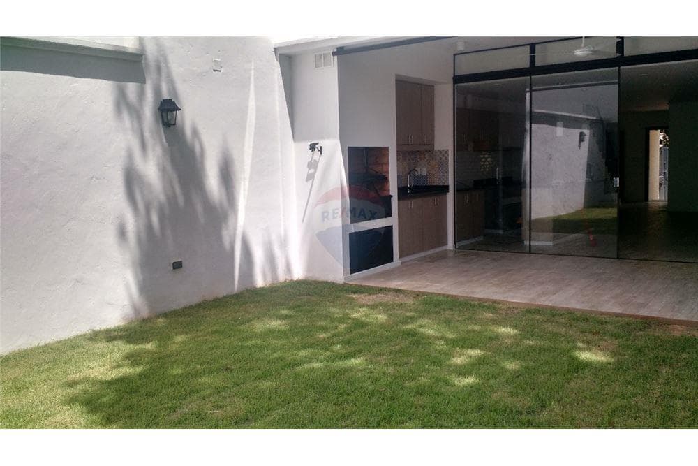 Moderno duplex en barrio hipodromo — foto 3