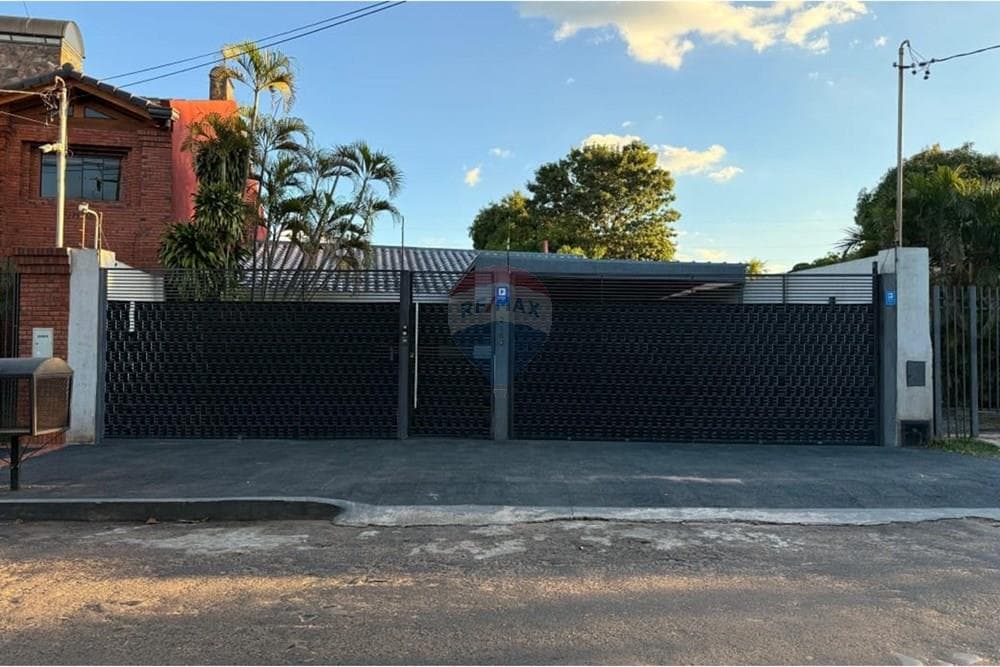 Hermosa residencia en barrio san vicente, foto 1