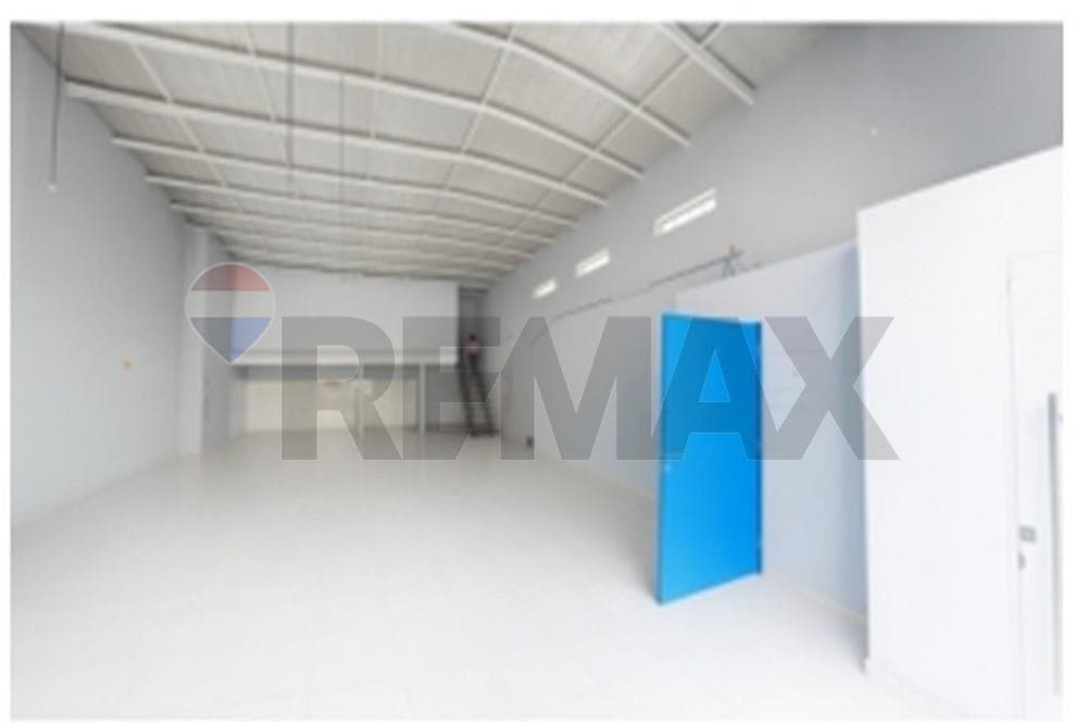 Salon comercial en cuidad nueva, foto 3