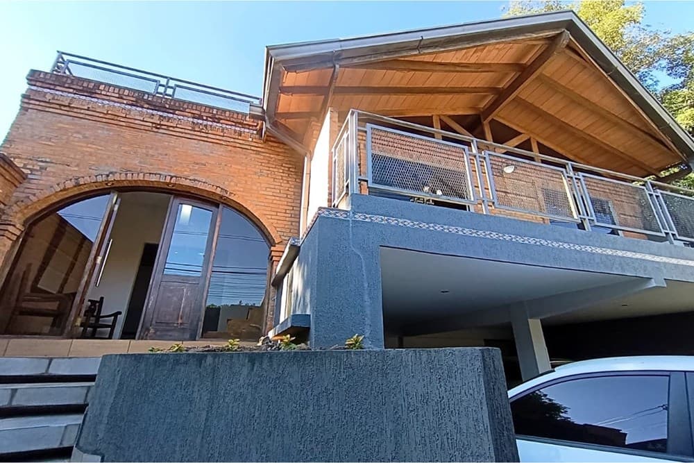 Casa en barrio san vicente — foto 1