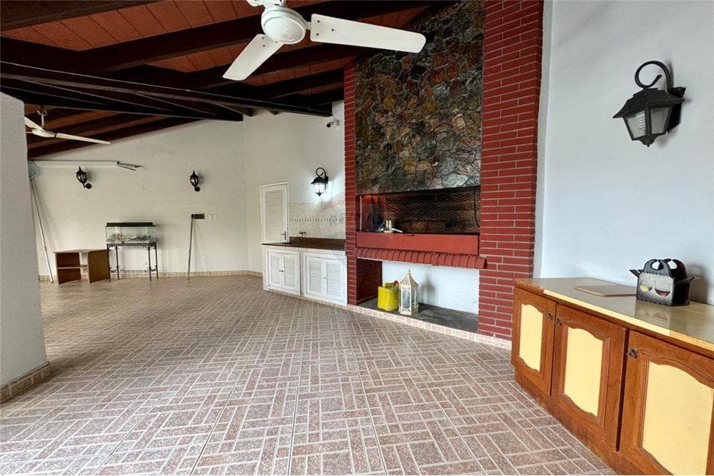 Casa en mburucuya a pasos de calle itapua, foto 5