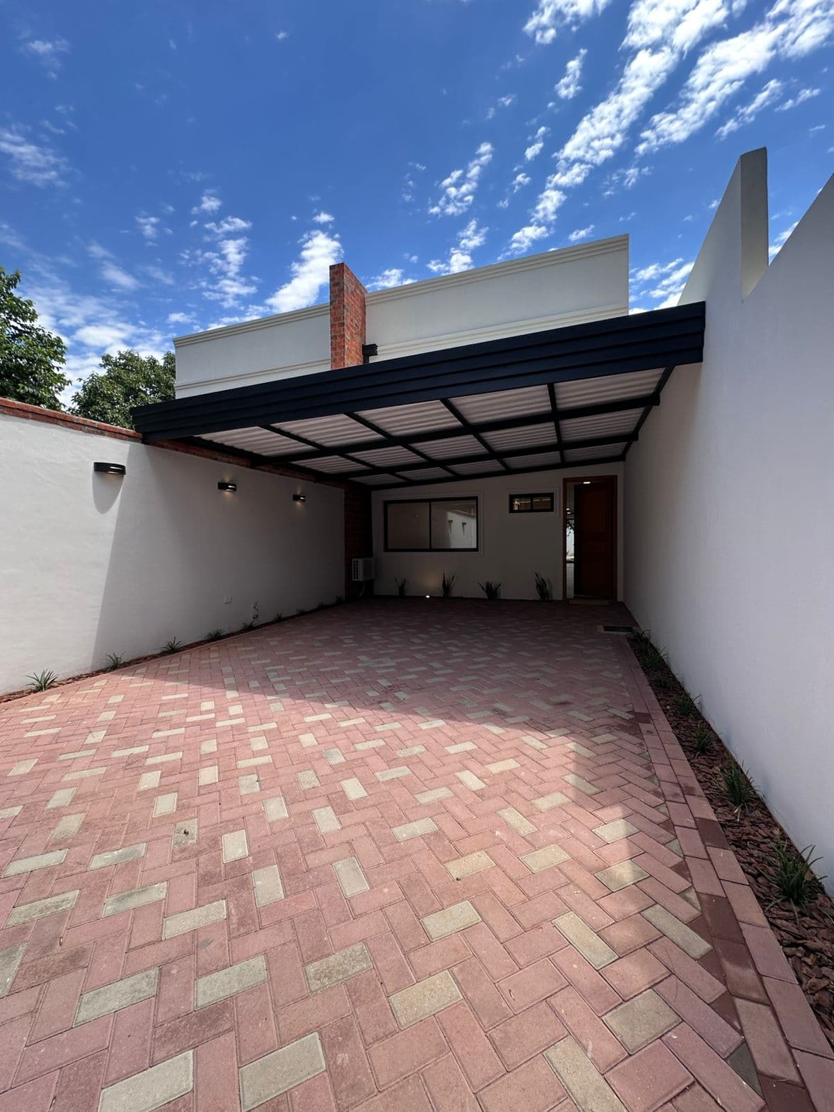 En venta hermoso y amplio duplex a estrenar zona madero Luque