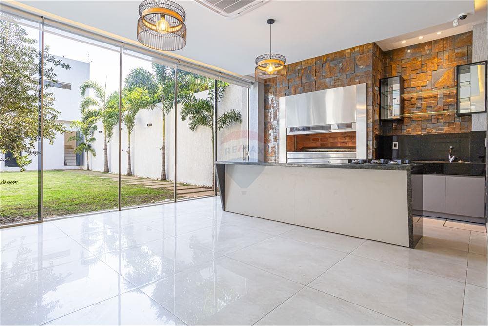 En venta increíble propiedad barrio Mcal Estigarribia, foto 3