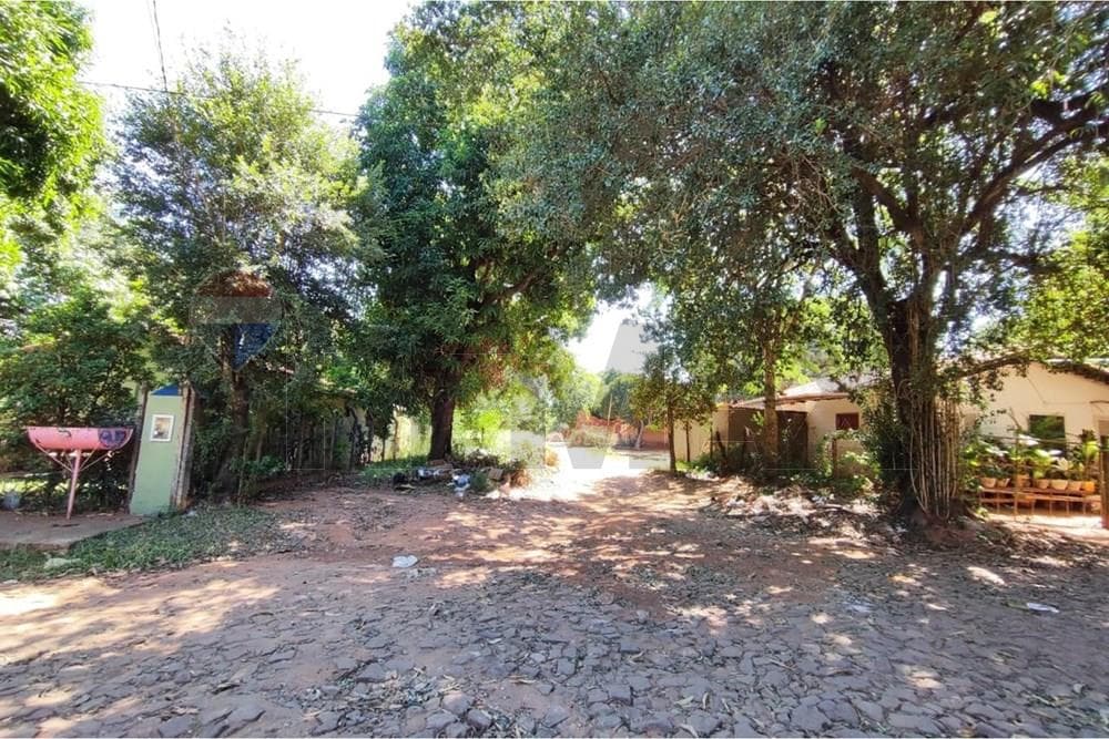 Vendo terreno en Luque barrio campo grande zona marena