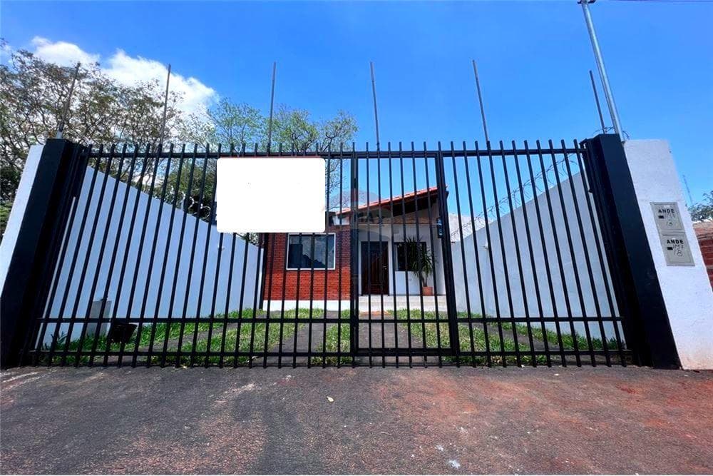 Chalet - Venta - Villa Elisa, Central, Paraguay, foto 1