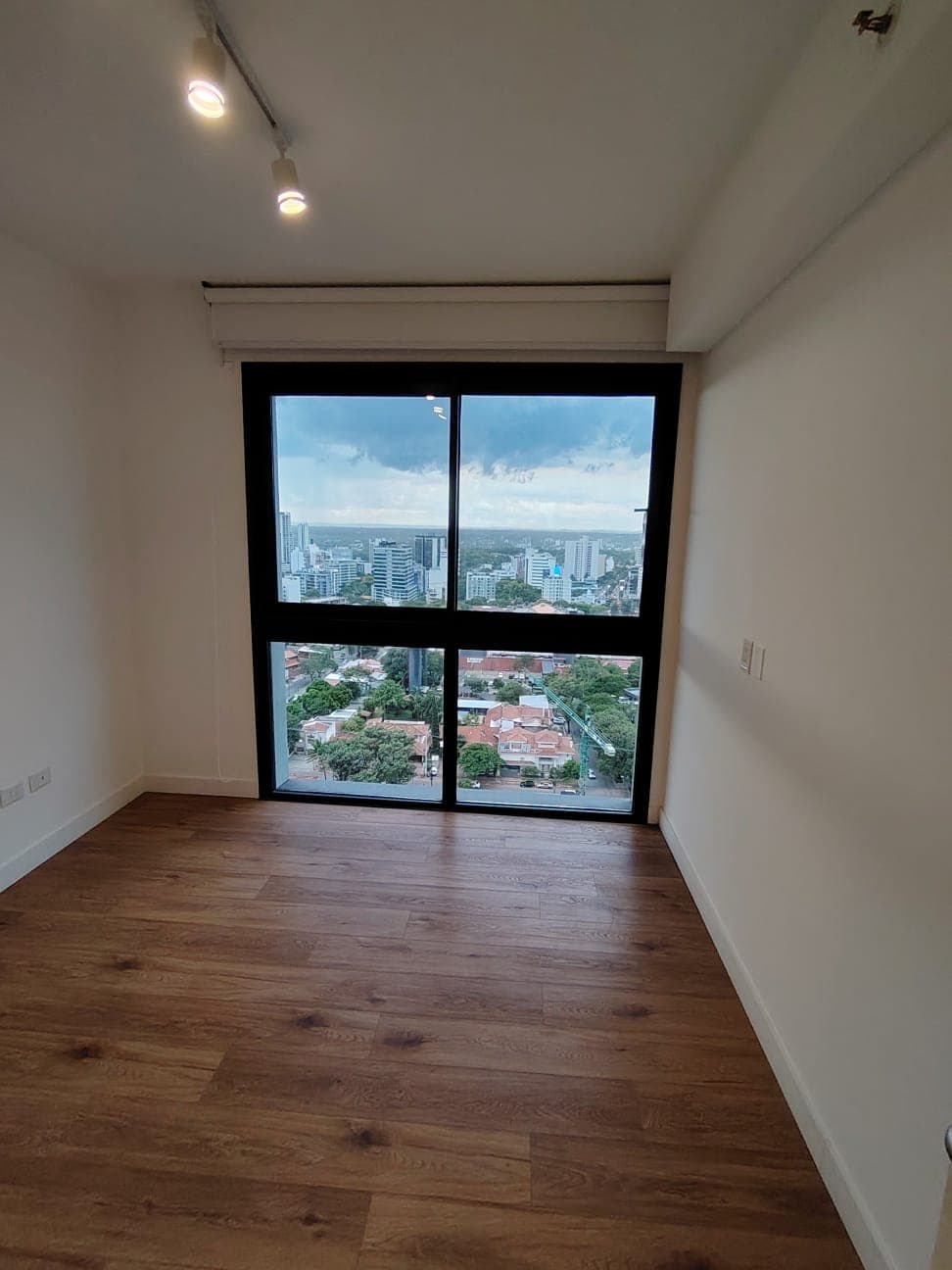 En Alquiler Departamento En More del Sol — foto 1