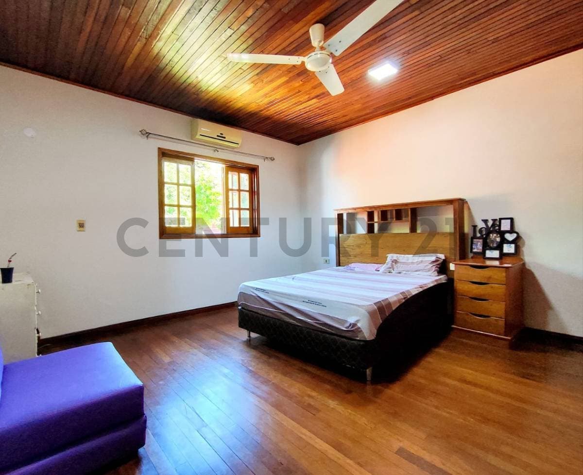 Casa en esquina con ubicación privilegiada!, foto 4