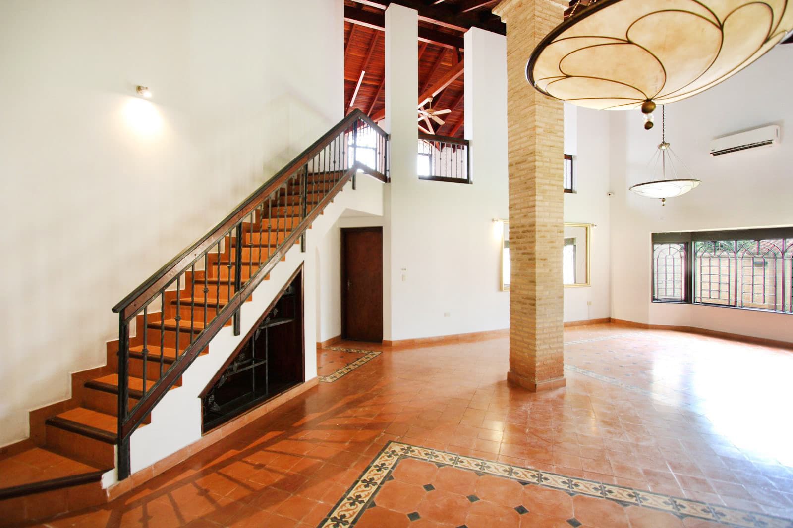 Casa zona avda. Laguna grande - barrio san miguel, San Lorenzo, foto 4