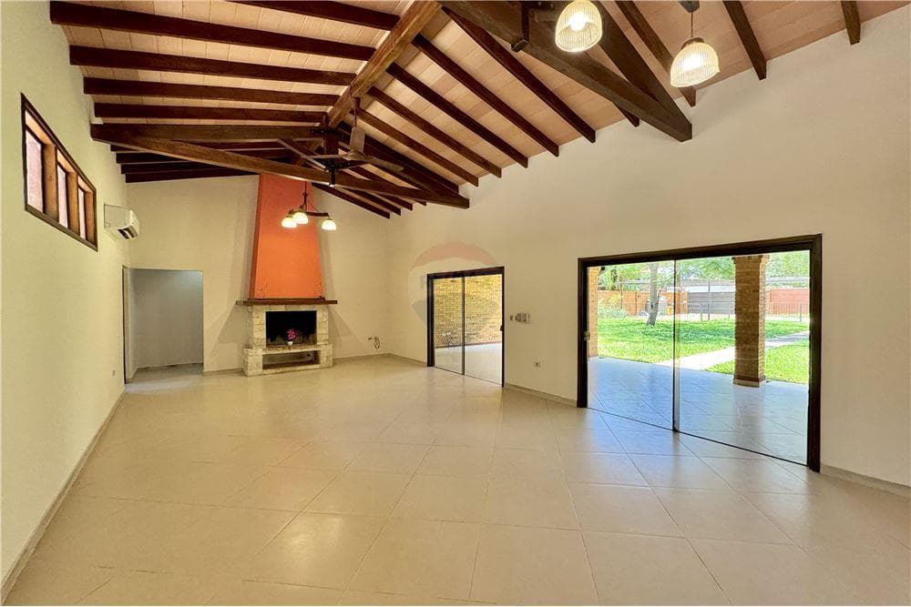 Casa - Venta - Paraguay Cordillera San Bernardino, foto 4