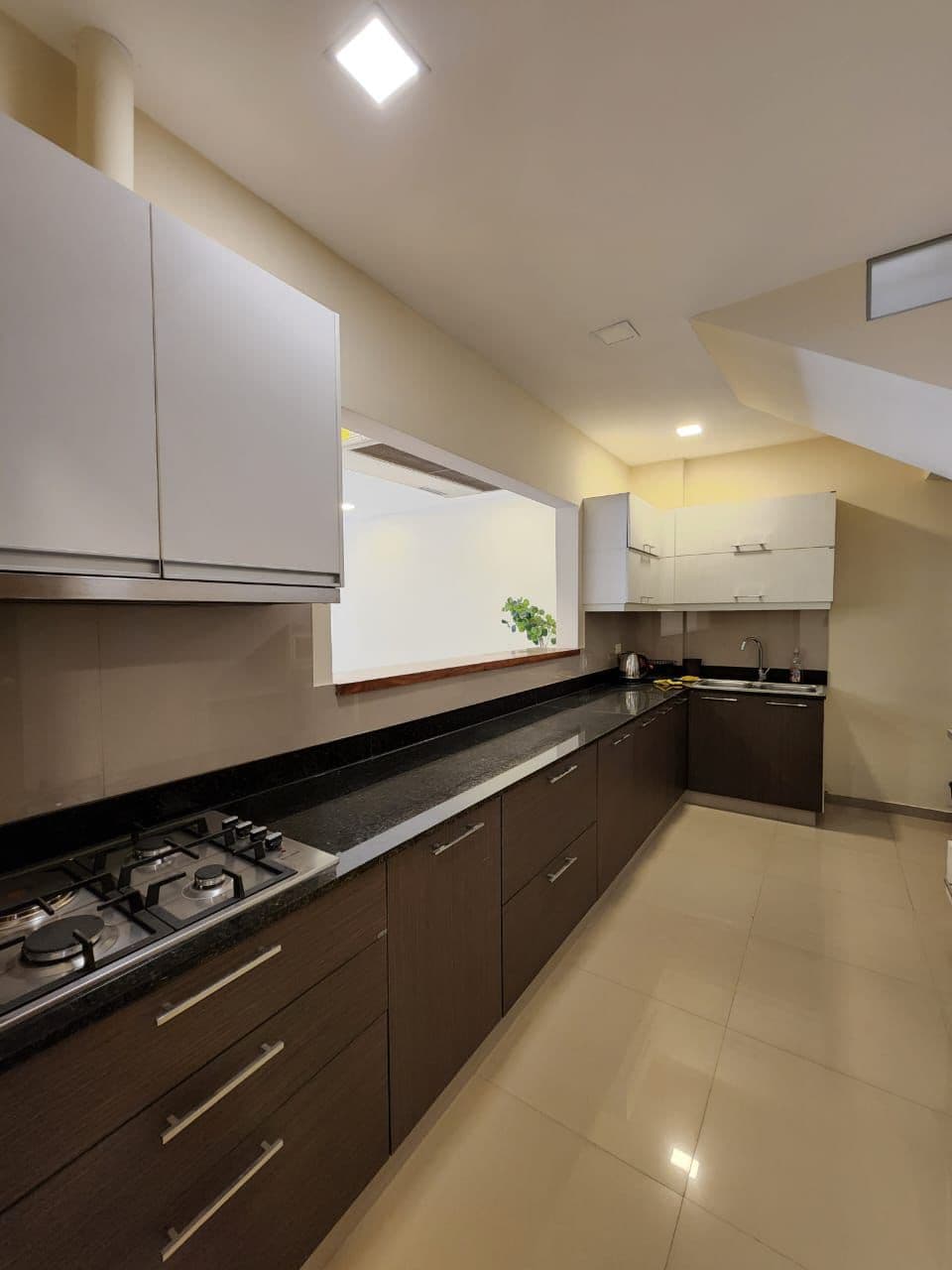 Hermoso y Amplio Duplex Amoblado — foto 3