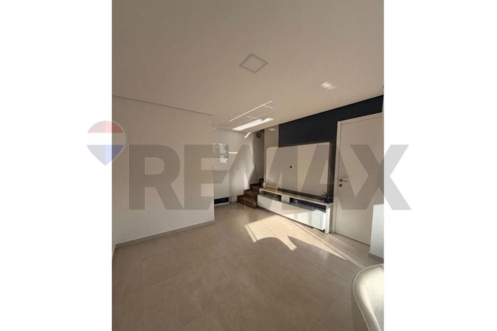 de Duplex en barrio cerrado - Luque, Laurelty, foto 3