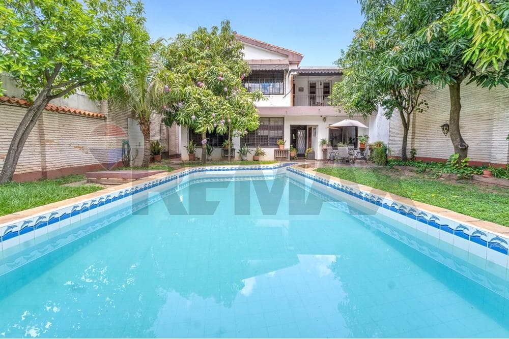 Casa en venta - barrio los laureles