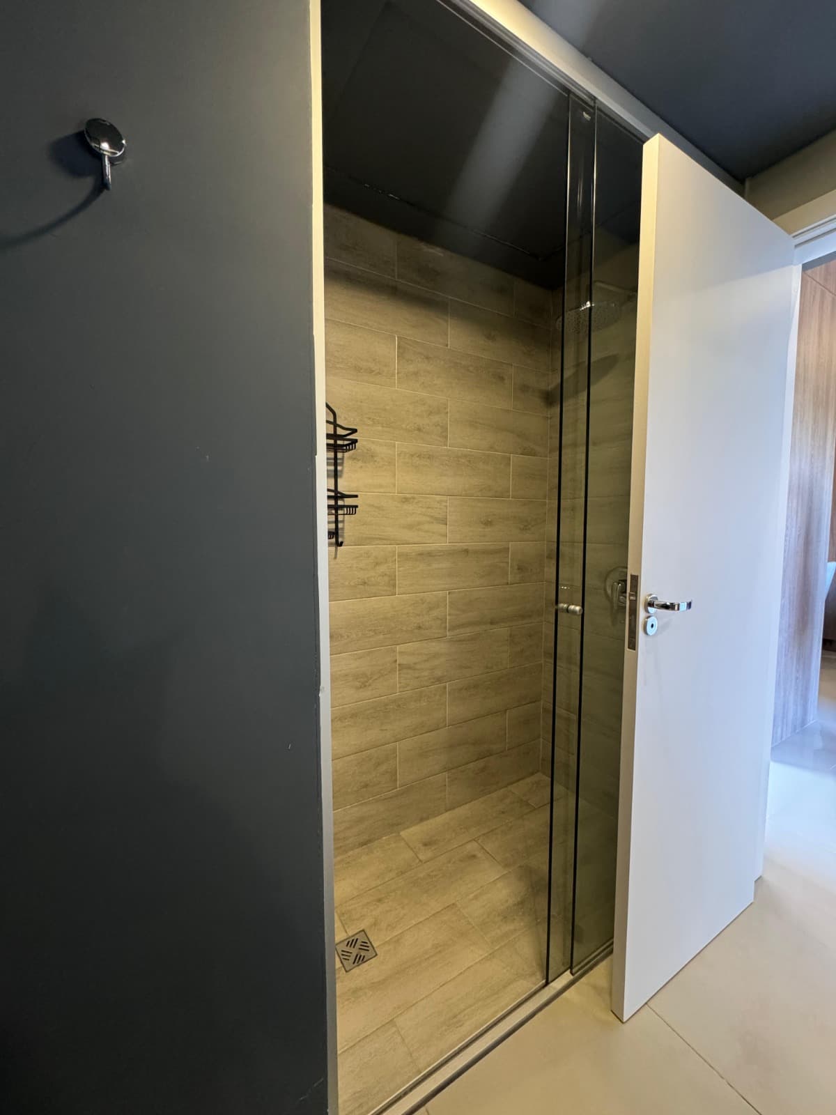 EN VENTA - departamento amoblado en Edificio Zuba IV, foto 2