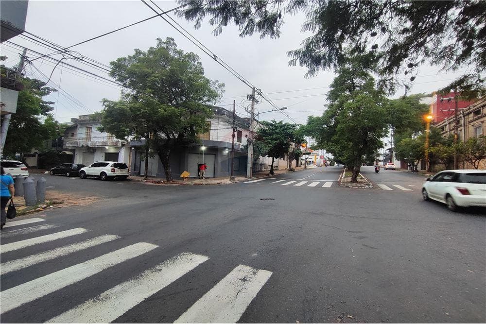 Terreno en esquina en el centro de asuncion, foto 1