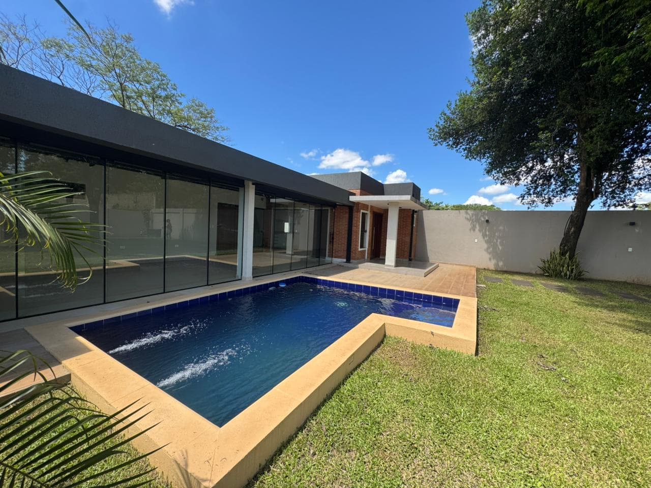 Casa en Luque, foto 1