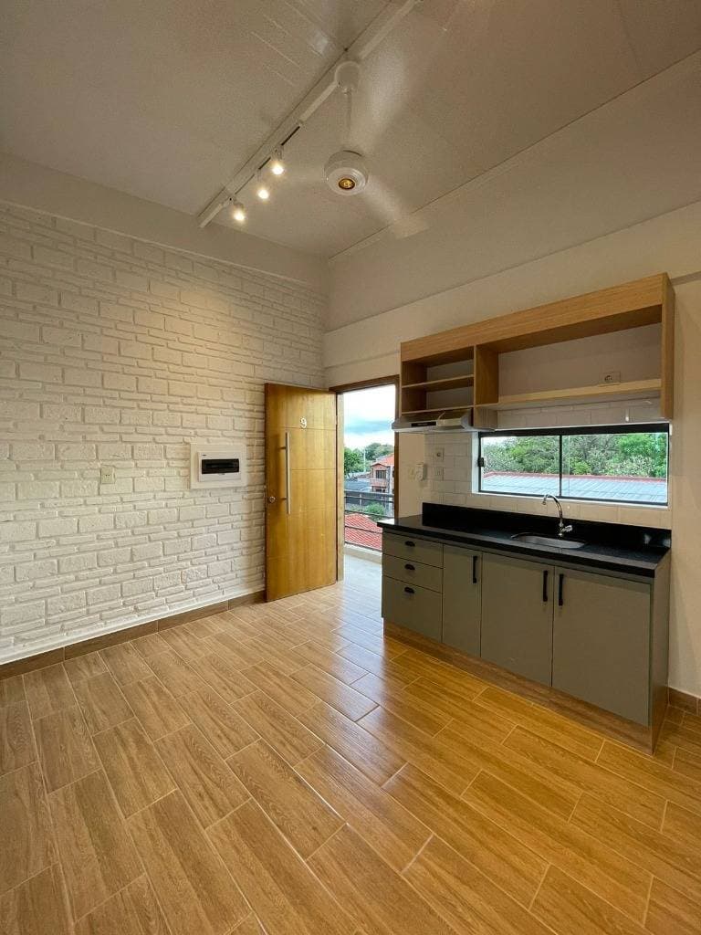 Condominio de departamentos con renta activa en Luque, foto 4