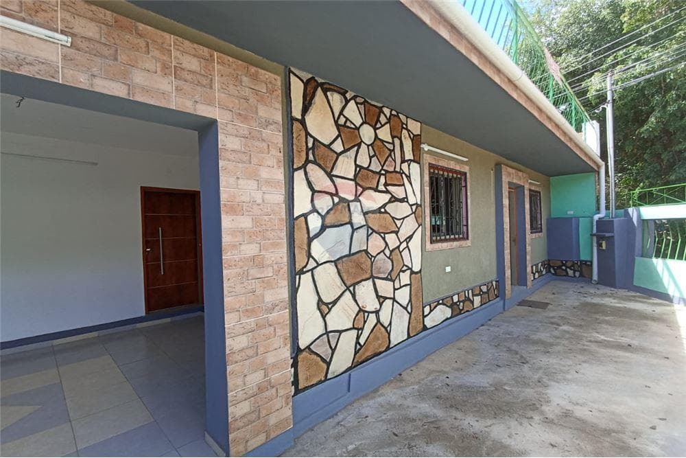 Casa - Alquiler - Luque, Paraguay, foto 5