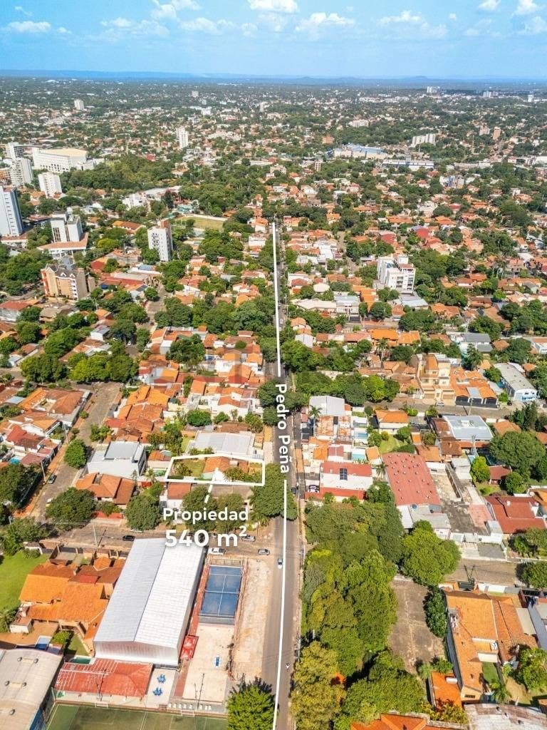 De amplia propiedad a refaccionar o demoler en el barrio villa aurelia — foto 4