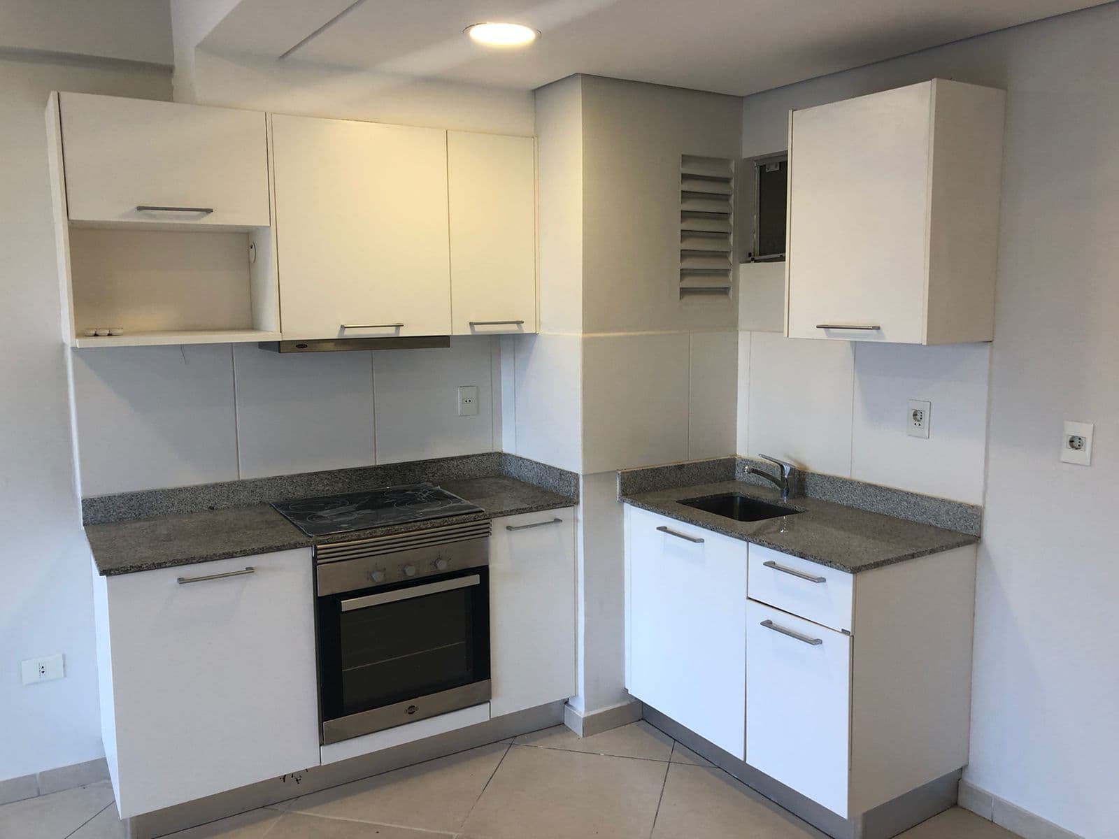 amplio departamento en el centro de San Lorenzo — foto 4