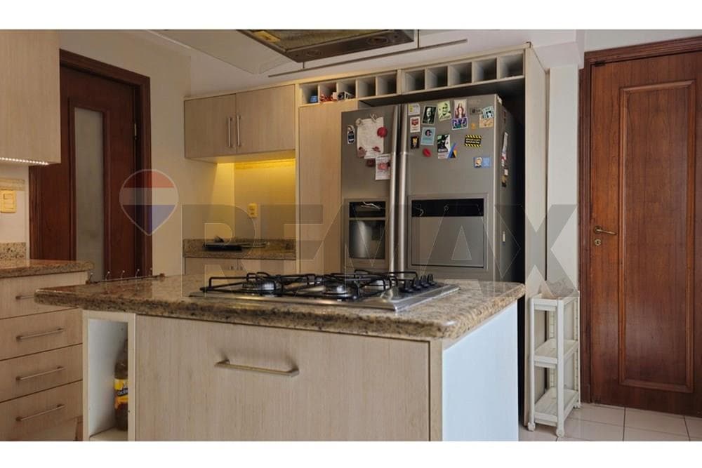 Residencia en venta - Fernando de la Mora, foto 5