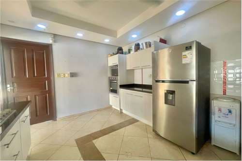 Casa-venta-maneco galeano entre sauce y boqueron, cuarto barrio, Luque, foto 4