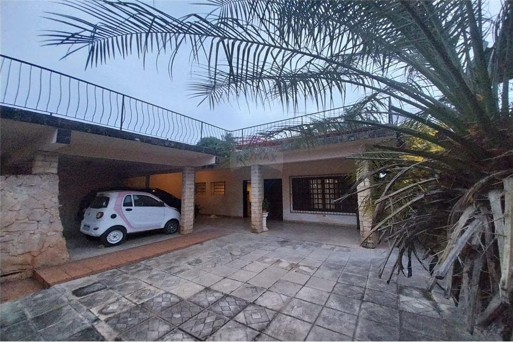 Casa con salon comercial en San Lorenzo barcequillo, foto 1