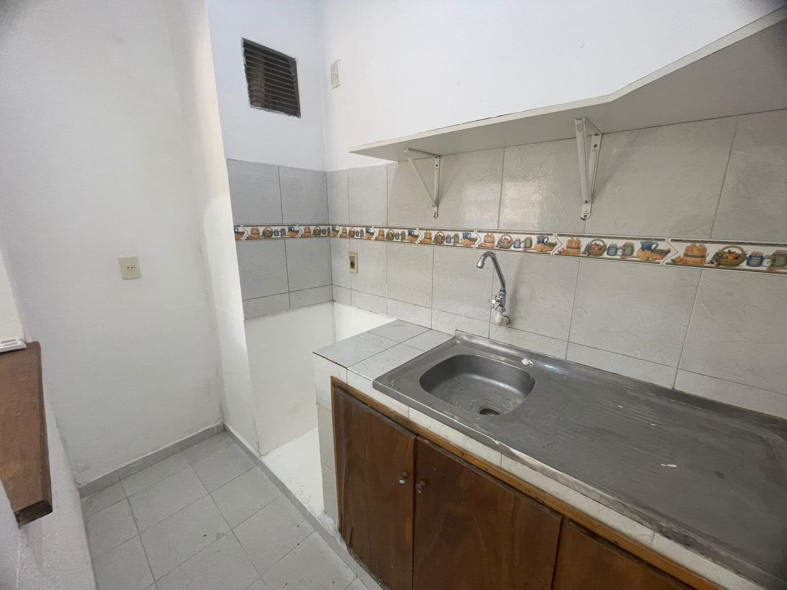 Departamento en alquiler en Mariano Roque Alonso, foto 5