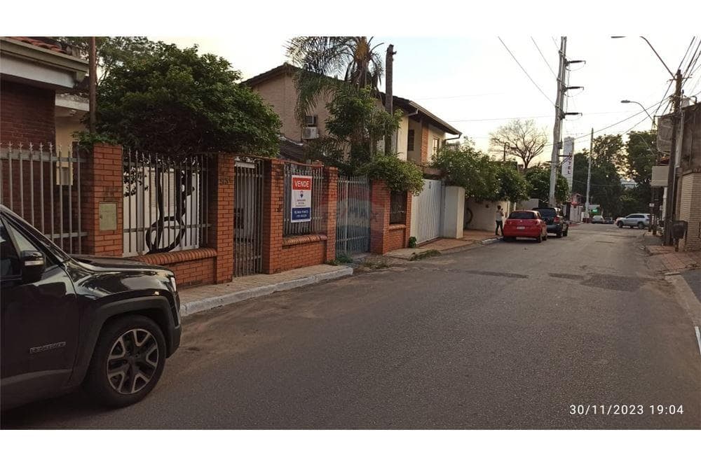 ¡Terreno con casa a demoler, con excelente ubicación!, foto 4
