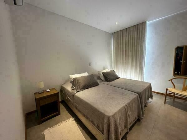 En Alquiler Departamento Amoblado de 2 Dormitorios en Villa Morra, foto 5