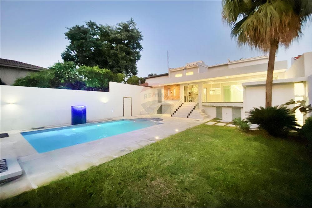 En venta Lujosa Residencia en Barrio Santo Domingo — foto 2