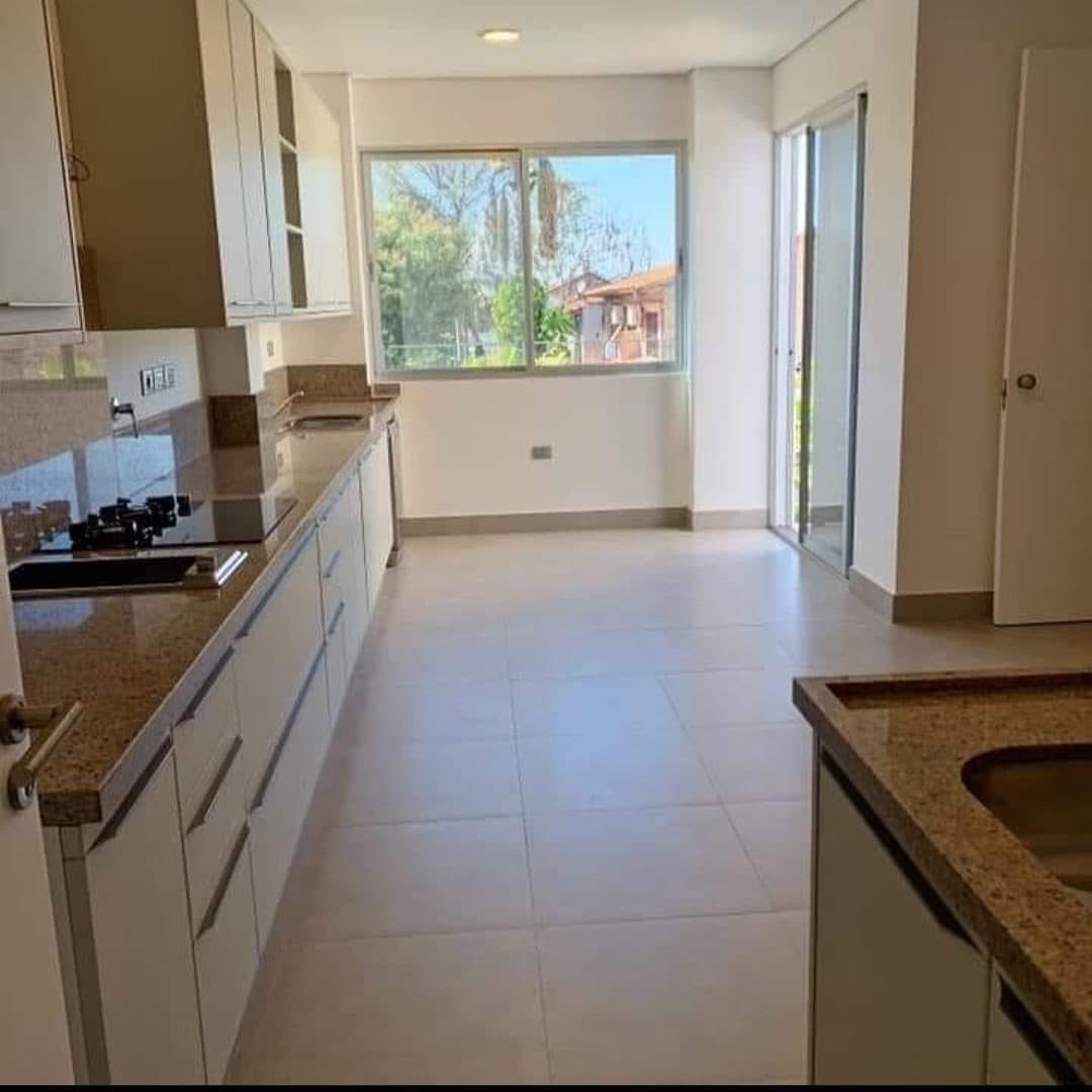 Hermosa Residencia en Venta y Alquiler en Asuncion - Ycua Sati, foto 5