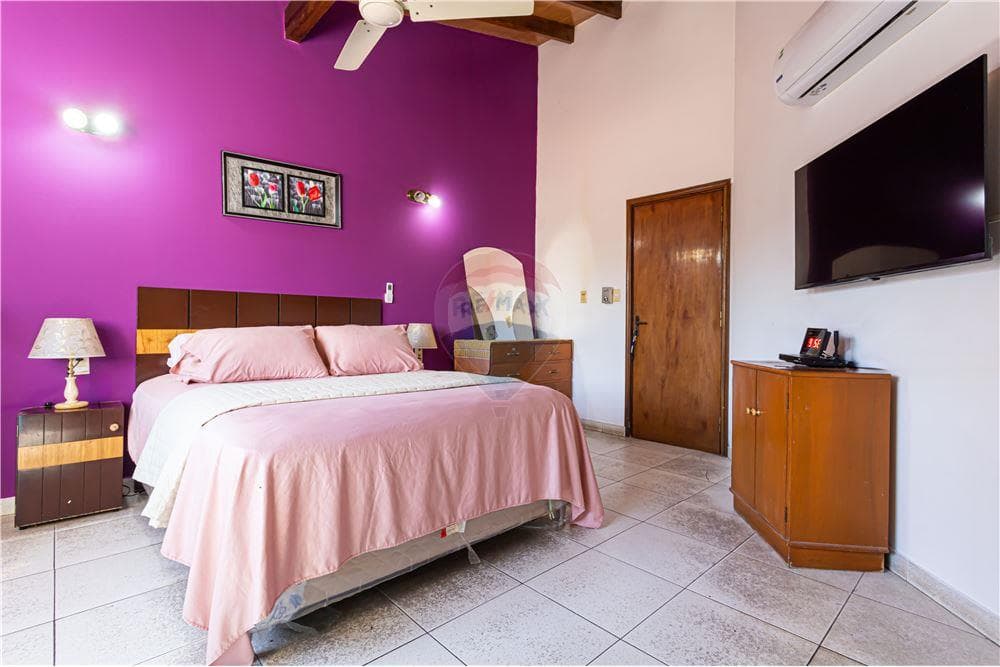 Casa de 4 Dorm. con Piscina y Autonomía Total - Salvador del Mundo, Asunción, foto 5