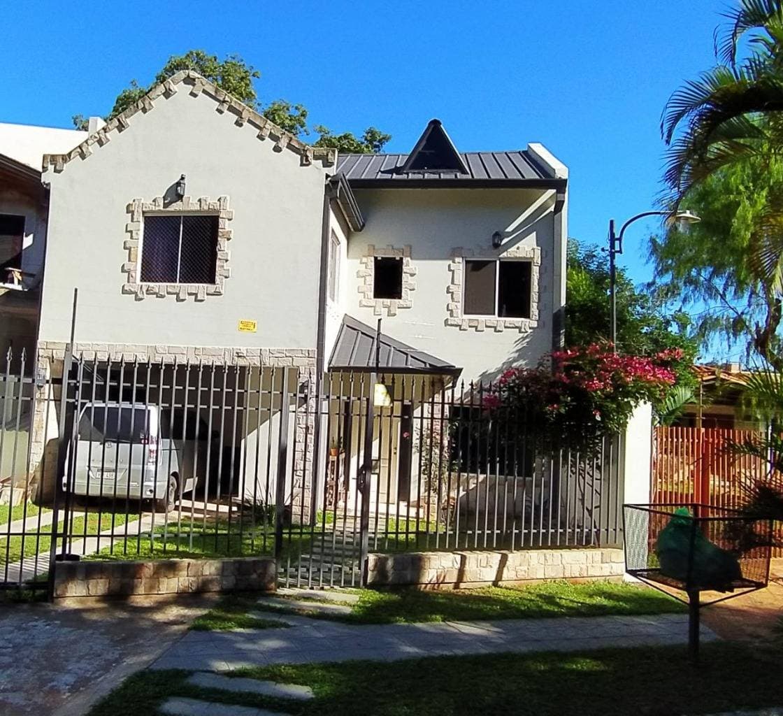 Vendo residencia en lambare - id 12711